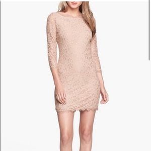 DIANE VON FURSTENBERG Zarita Lace Dress Sz 0